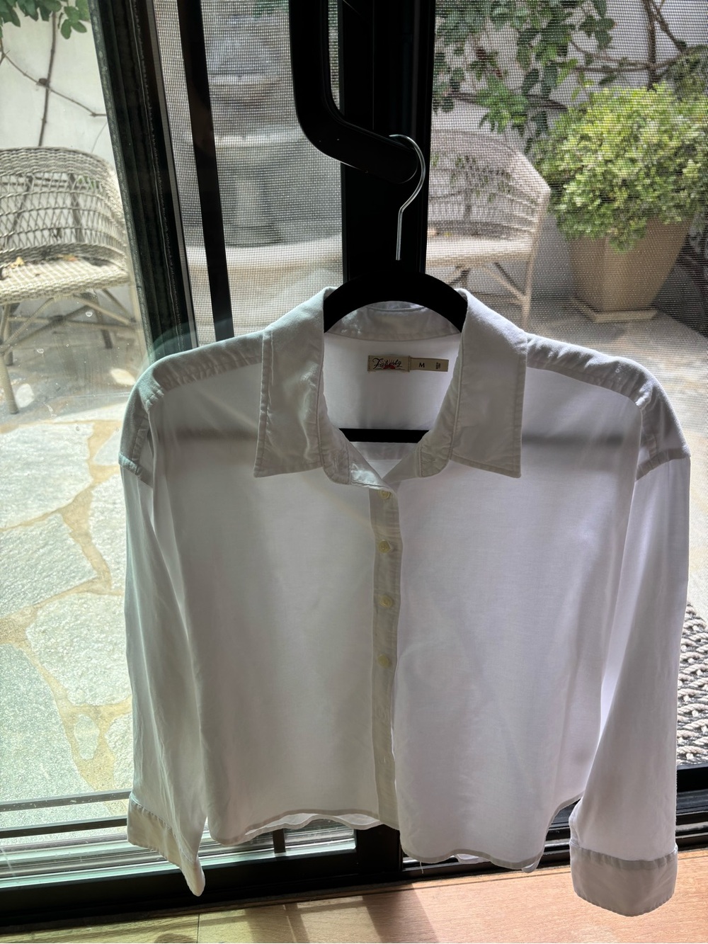 Fahrety White Women’s Cropped Button-Up Shirt - Classic Casual